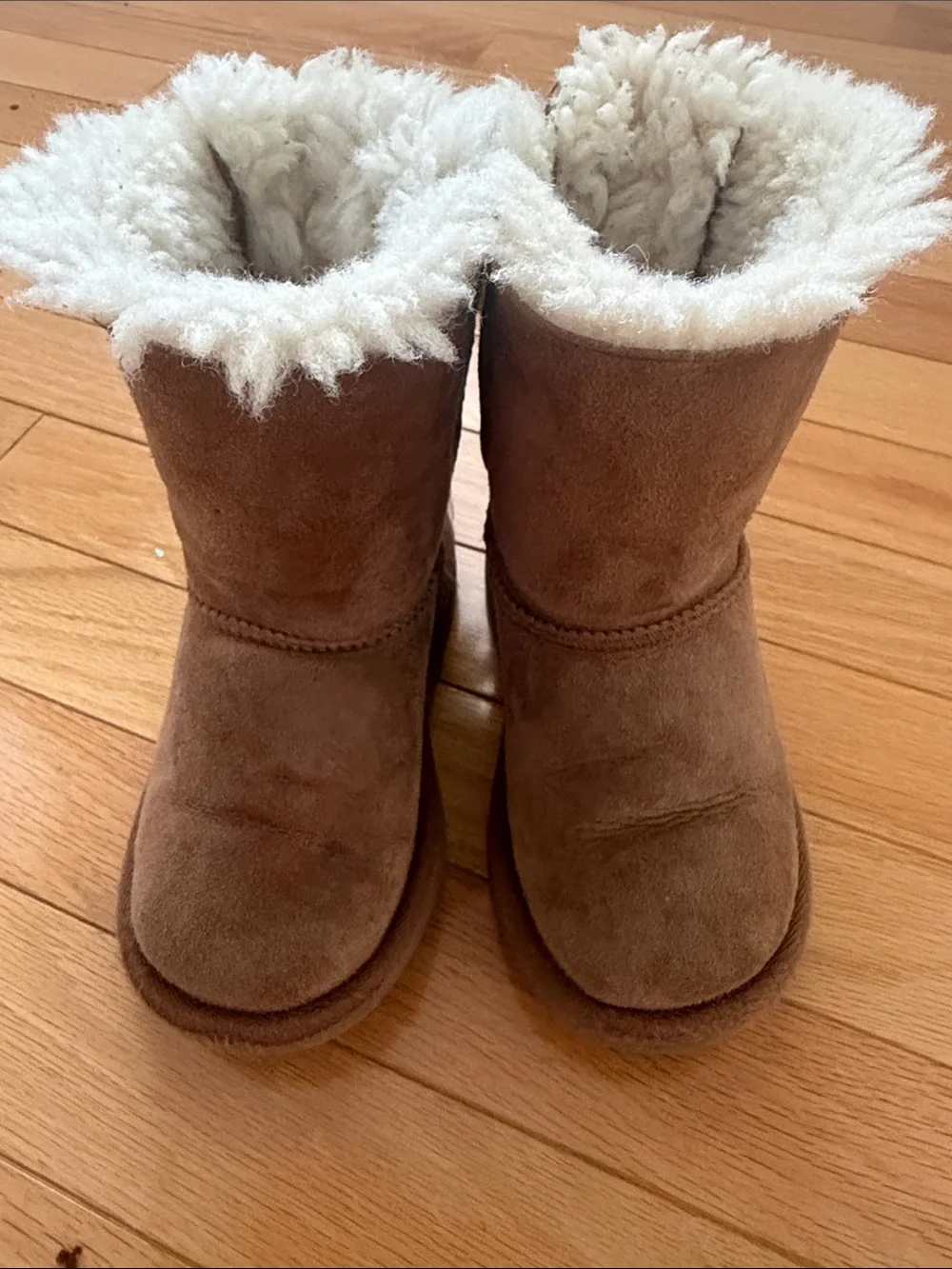 UGG kids Bailey Bow II